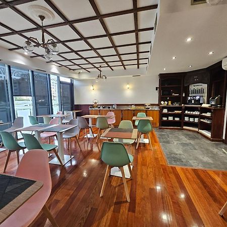 Duque De Wellington Otel Vitoria-Gasteiz Dış mekan fotoğraf