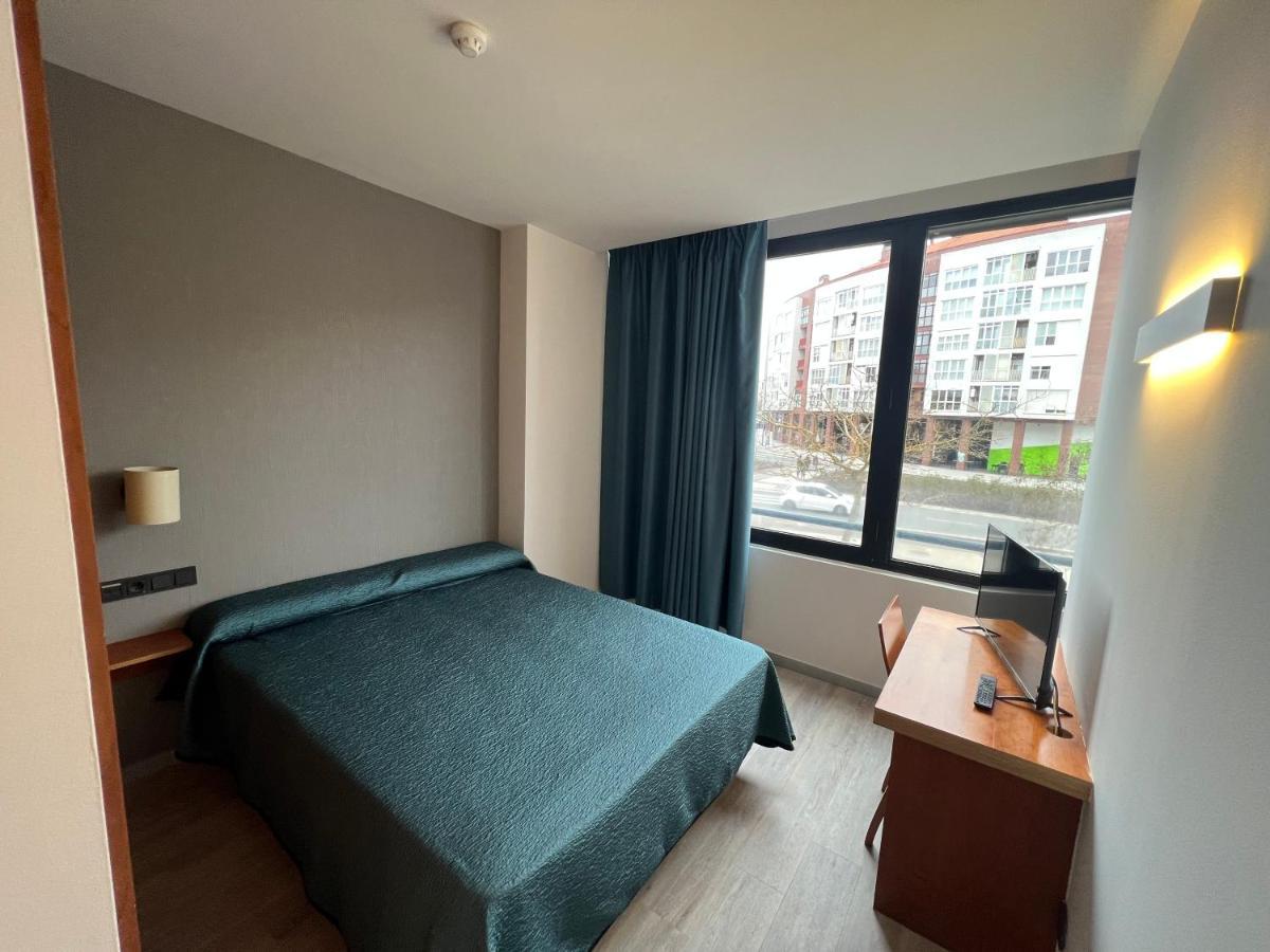 Duque De Wellington Otel Vitoria-Gasteiz Dış mekan fotoğraf