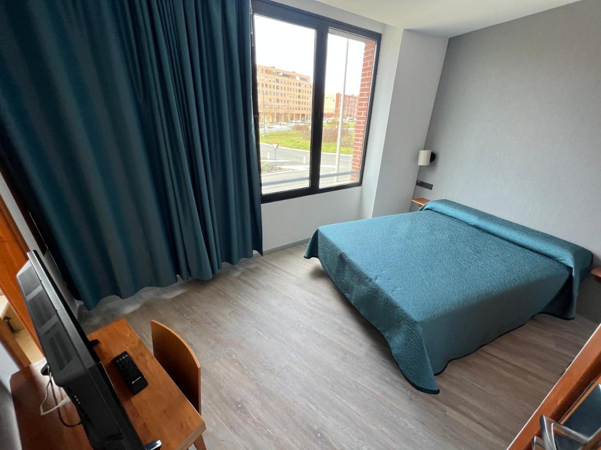 Duque De Wellington Otel Vitoria-Gasteiz Dış mekan fotoğraf